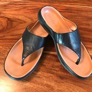 Strive Maui Classic Leather Sandal 6.5 / 7 NWOT